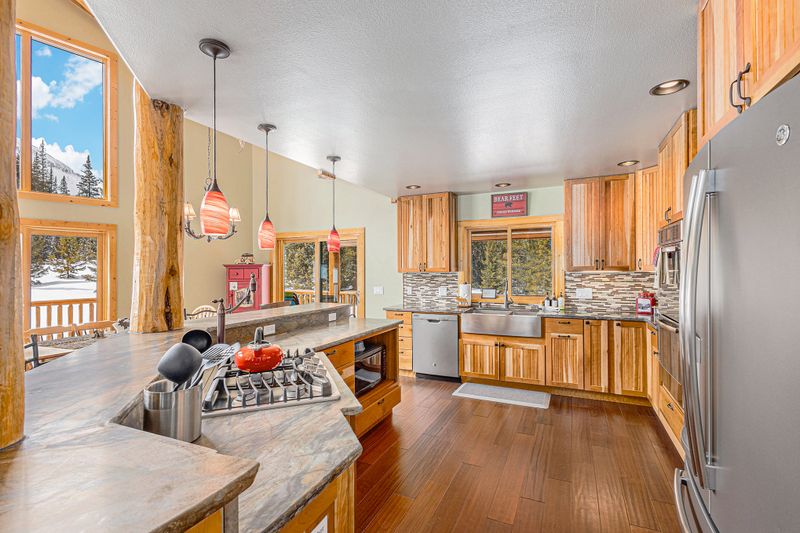 3fbb16ed 84bc 4101 9a12 f0f1544f955d homerunner