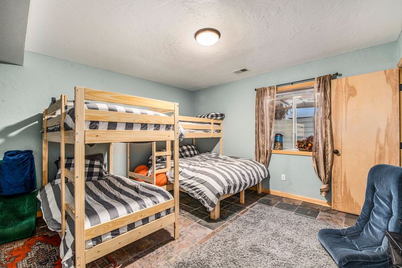 40a73afb 8a4c 4f66 bd8a c662b5e3e4c7 homerunner