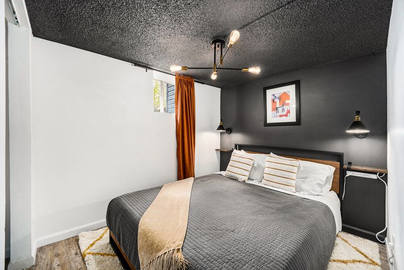 46b7fb1c 6c60 4a6e 8cf8 c0fa23d5c147 homerunner