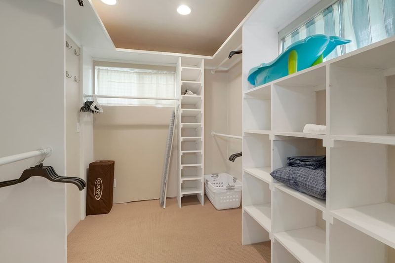 48724906 6567 4b13 92bc ac79b7b230a2 homerunner