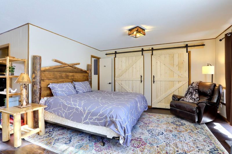 4996dd9c ec76 4b38 8f2e d5561045c6ff homerunner