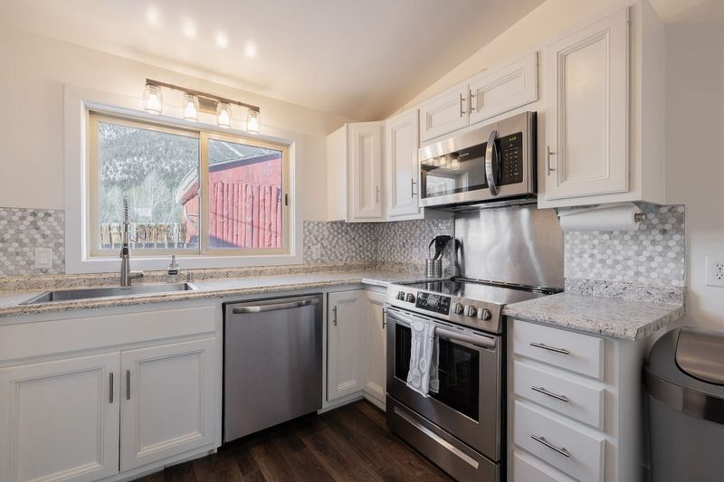 4a725117 5263 4721 9fde 2e86e6bff4b8 homerunner