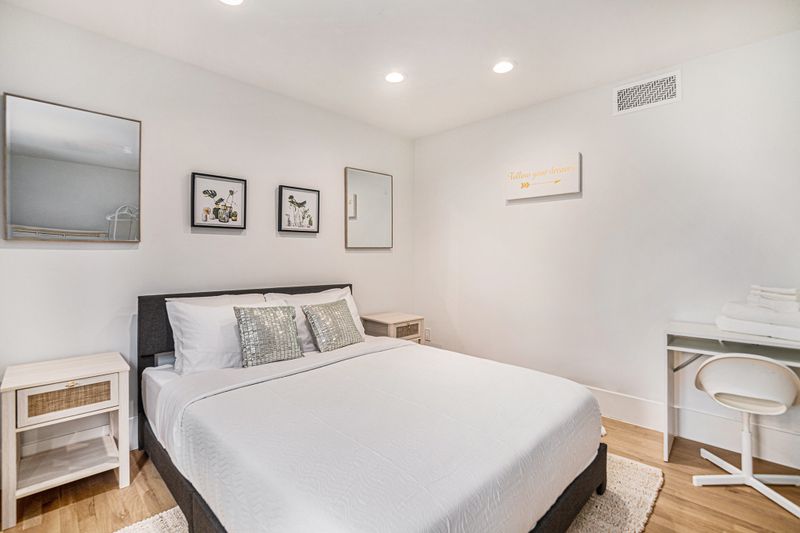 4ad7ab16 68d8 4e76 bf36 310535c9354c homerunner