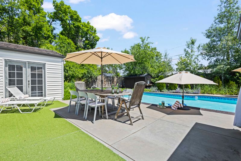 4b2195ab 25ff 4b35 bae3 6933d5e5f589 homerunner