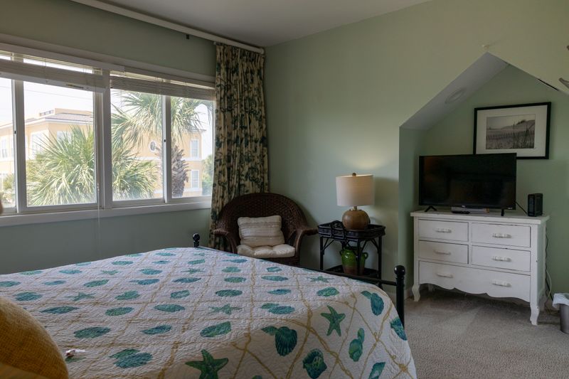 4eaf21c4 4764 4d38 aeac bacb2c4ad27c homerunner