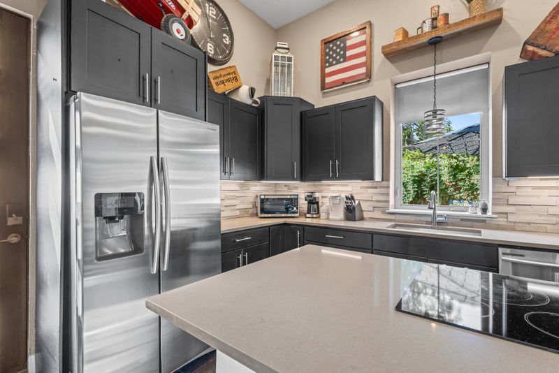 502de3ea 03d4 4ea4 ada2 514b967aec42 homerunner