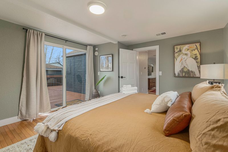 50d2e7ad 1d85 4419 8098 deb2e88e66a2 homerunner