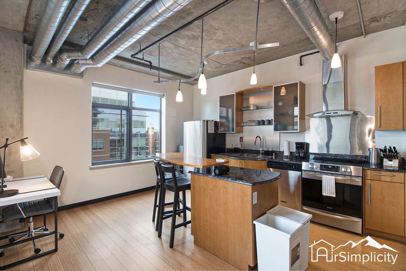 51c3d2b3 37ba 46f8 a3ee b2a13cb4638c homerunner