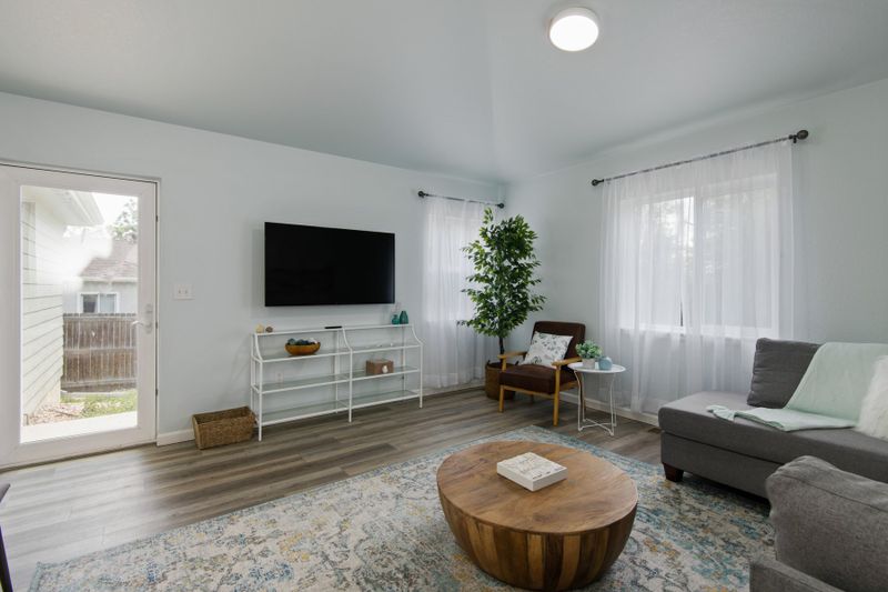 52873137 01f8 4fc3 b4eb 15a95afbfd3a homerunner