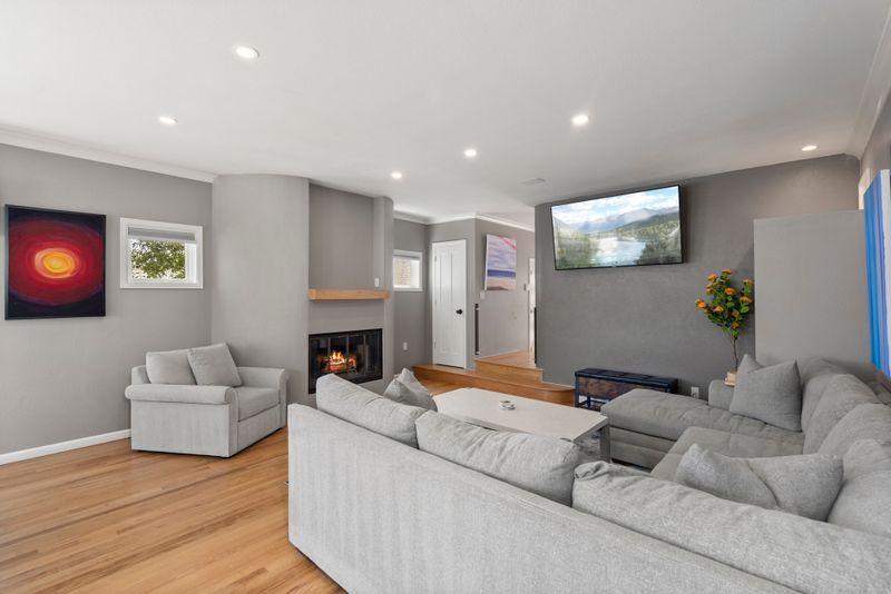 533a8343 b499 48a2 b7c3 3a0000706687 homerunner