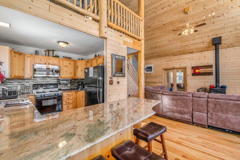 53fcb27c bcea 4585 990c ec71bb007a82 homerunner