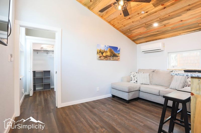 5432aa08 0309 4ea5 ada2 55228713a7fc homerunner