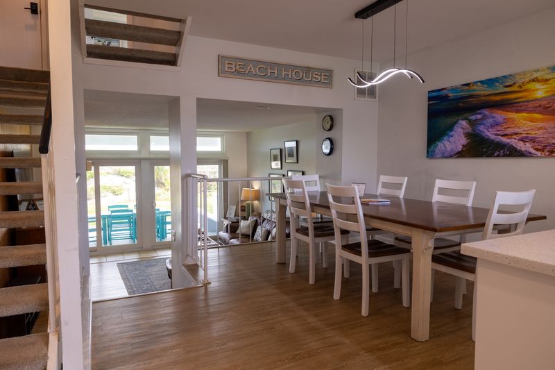 59e1b9f4 0d61 456a 806c 4b8a721ce4b9 homerunner