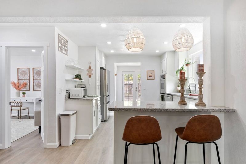 5a8755ec 9d3a 4e9b 88a5 6812037fb9f6 homerunner