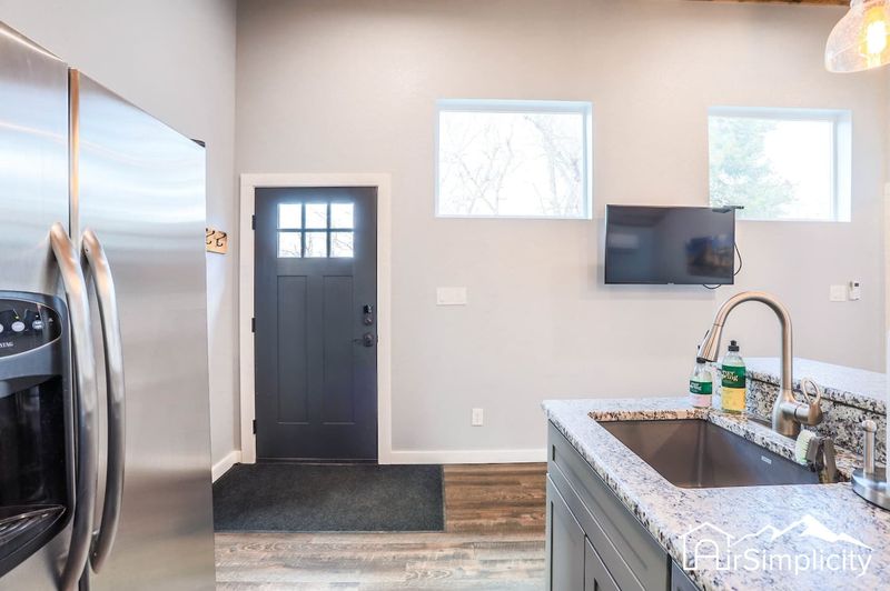 5b2367c5 849f 449c a9f0 bc632db292c7 homerunner