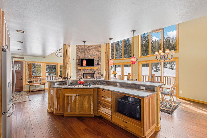 613851d5 d21d 4ebd a21b 20f4f3935481 homerunner