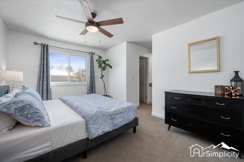 61dc9437 f231 441a 901c 246c38012d9d homerunner