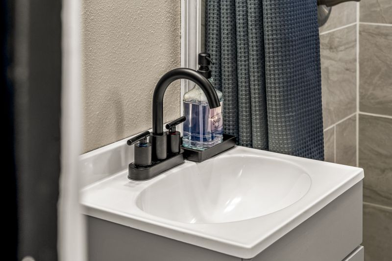 6239453e 9800 40b3 8c21 58a68edcdae0 homerunner