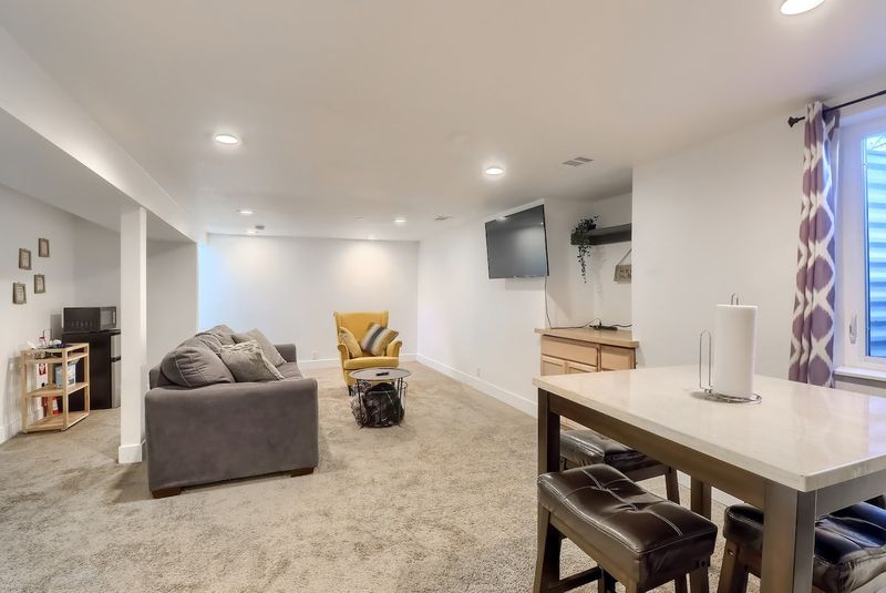 65a42c47 e9ee 45d4 b936 ba6b2c8e43cd homerunner