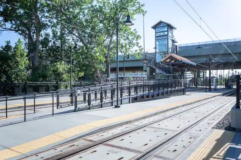 6b4378bb 3fdf 4e04 8fd9 bf54f17bfd41 homerunner