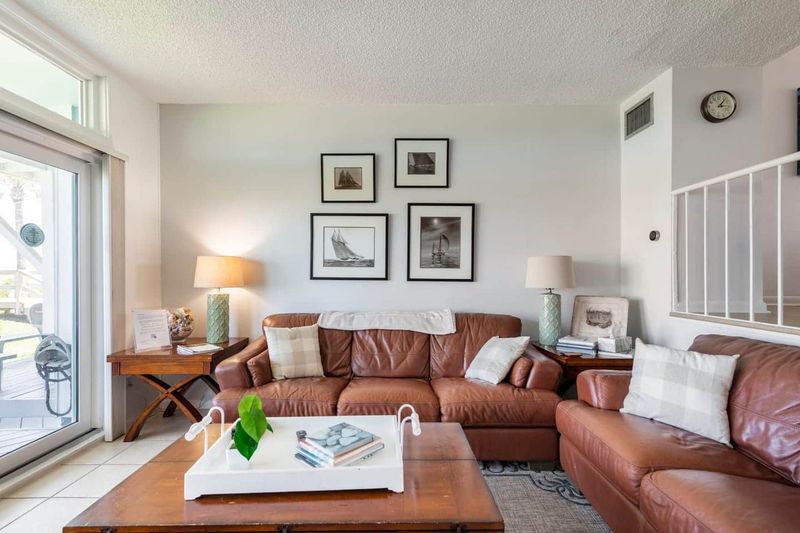 6ff32e13 859b 4a43 aec7 f6c24c88267a homerunner