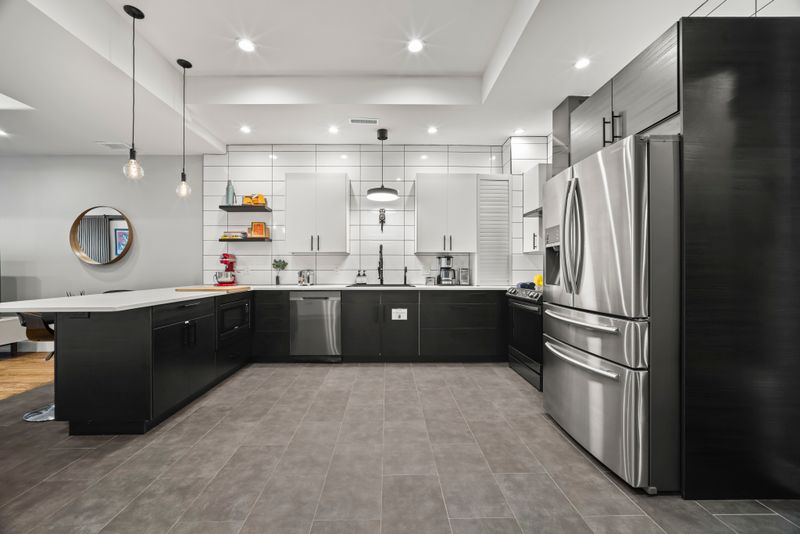 72f6f0a4 10d3 4e15 a1dc 47a3b6676fae homerunner