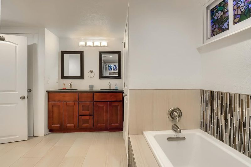 74f1edf5 675f 4c10 9ee8 e0d4d32c055a homerunner