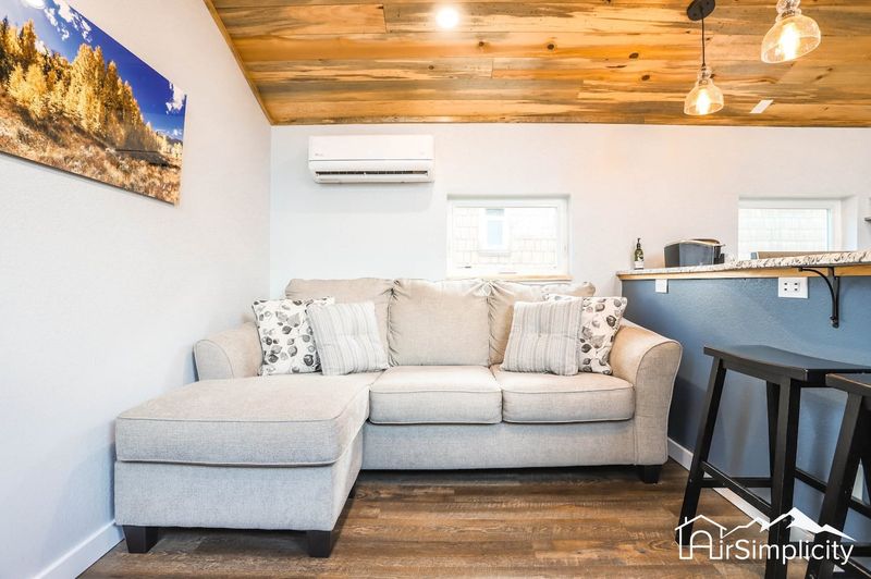 770674d0 2128 4c4d b7a5 273475f4e6eb homerunner