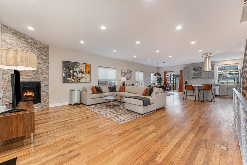 7c161967 68e2 4a1d 8542 738e6b091529 homerunner