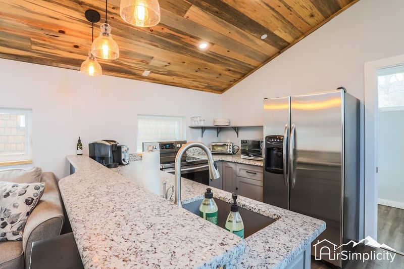 7cf28bb3 f50a 4a12 8abe afb1f67ff341 homerunner