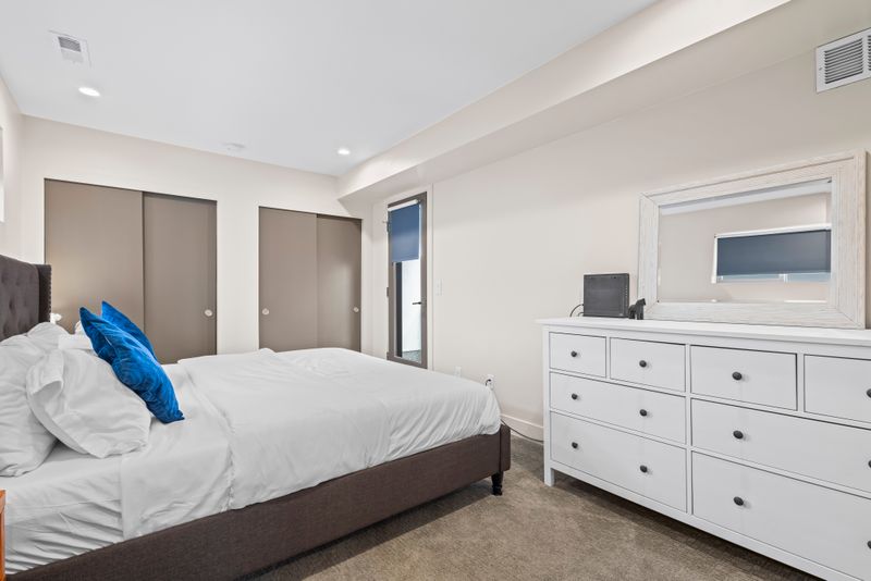 80218d4a c045 40b3 9d7a 2ec74b57bcaa homerunner