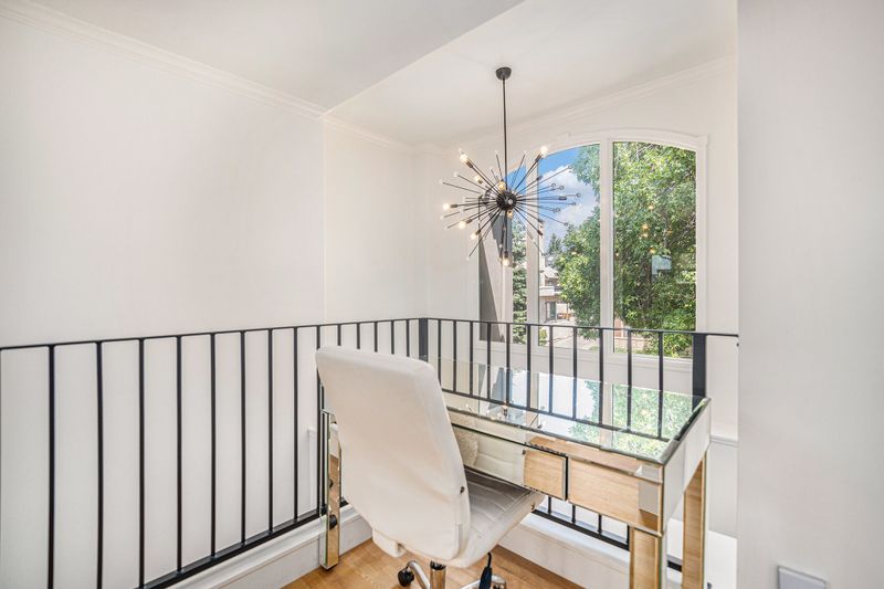 82cff4e0 ccda 4edd 953d c4414e3b6c00 homerunner