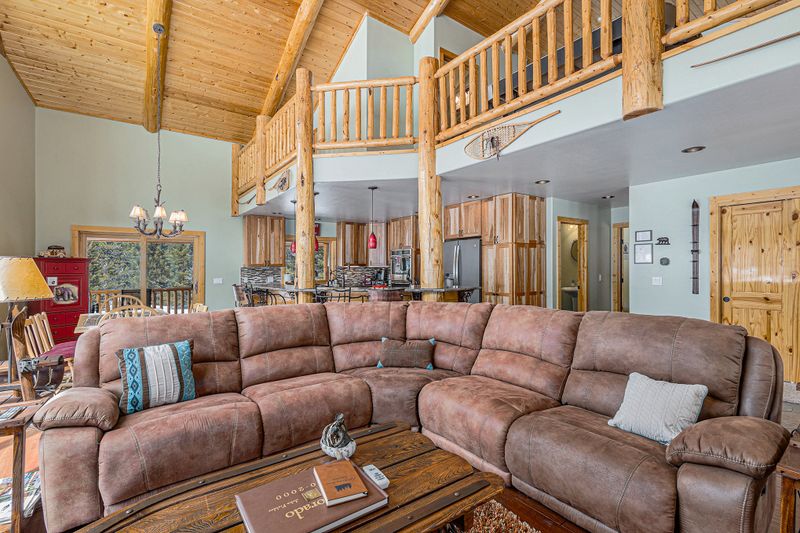 84fd1a6f f52e 418f ac7e 529e1047c0f1 homerunner