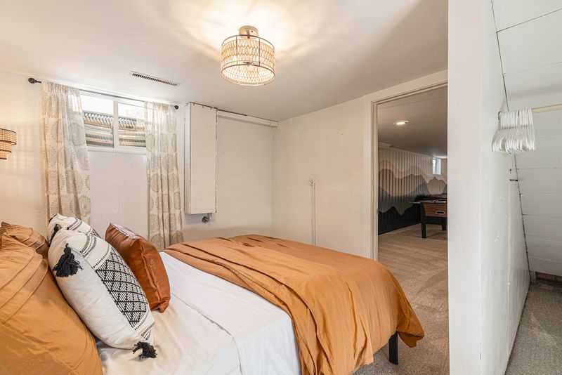 87306610 06e7 4de1 a3ae d38d1a625c73 homerunner