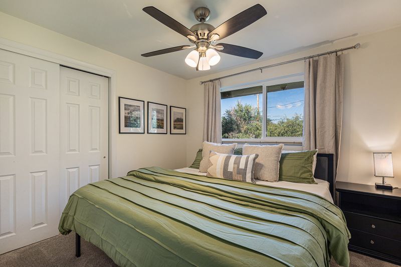 8cee4d1a 76ec 4b70 8dd4 fcdd33396adf homerunner