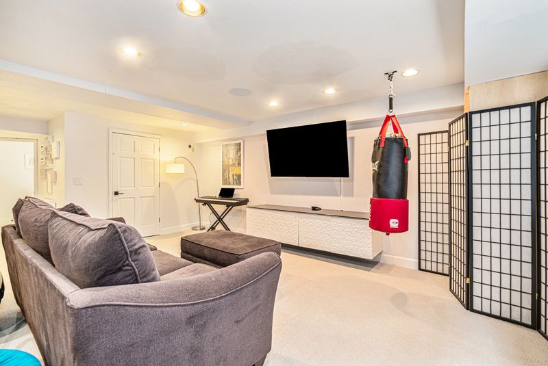 9a175d0e 8f43 4343 b6fc 09c5ea0bf4b8 homerunner