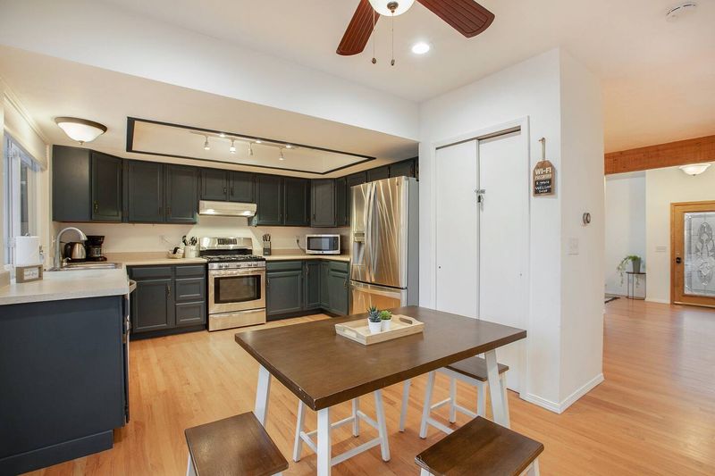 9b2726ac 9bcc 4107 8541 4e0c60052bec homerunner