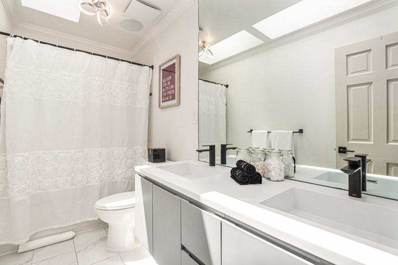 9c4a2715 d148 4ec2 9f7c 8d31021a7323 homerunner