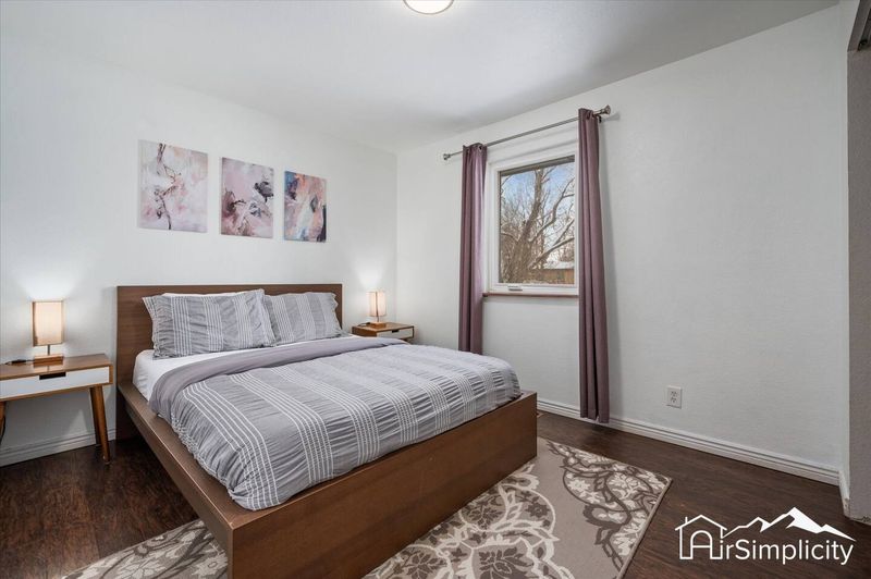 9f34a63d f876 44c5 8125 df9d4351b6cc homerunner