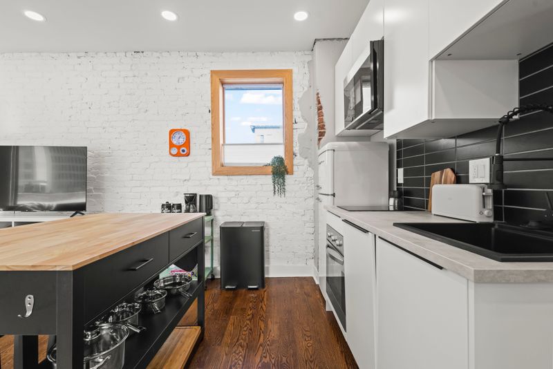 A5b9f738 7f35 46f5 b581 587ff3bcc4f6 homerunner