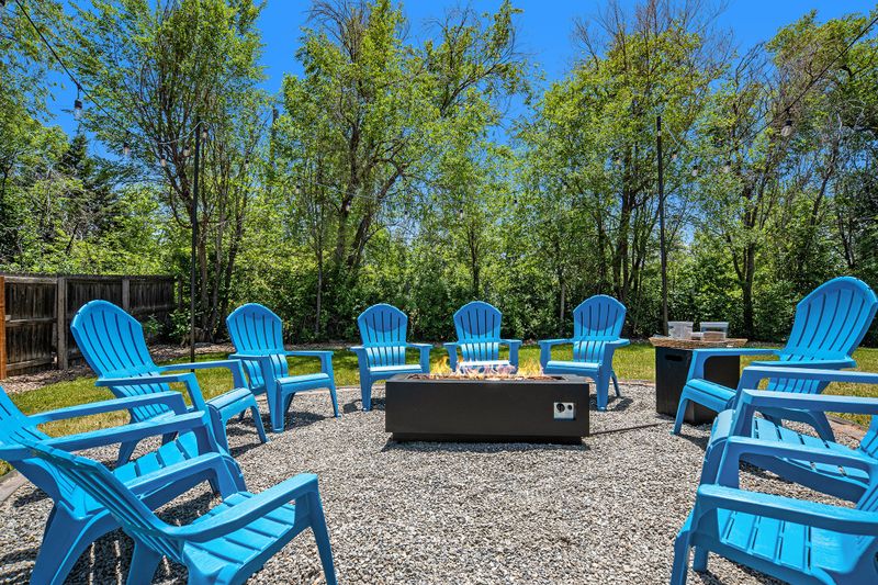 Aeb8d4f7 3f82 4c79 8a89 74dd7a823365 homerunner