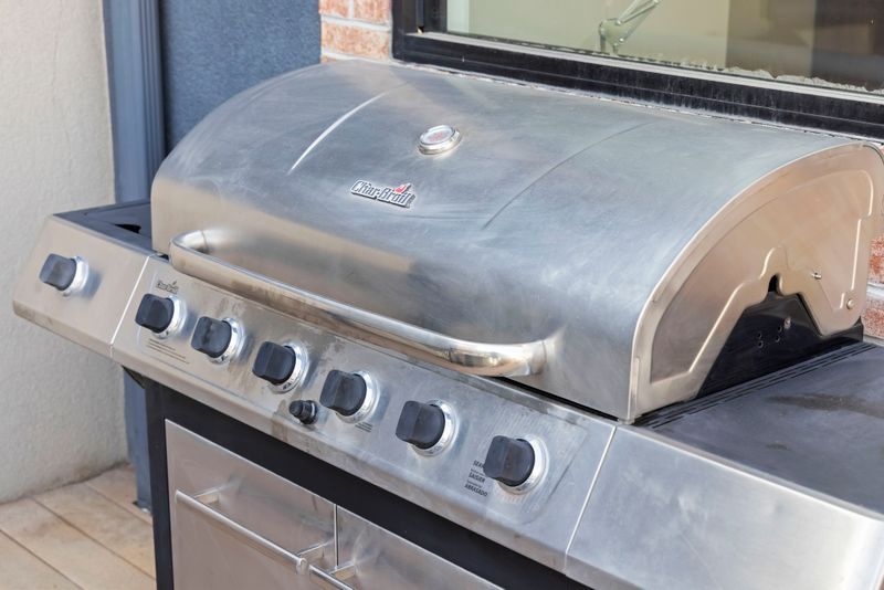 Aebb691c 3e5c 4aac aeec d89e319c1694 homerunner