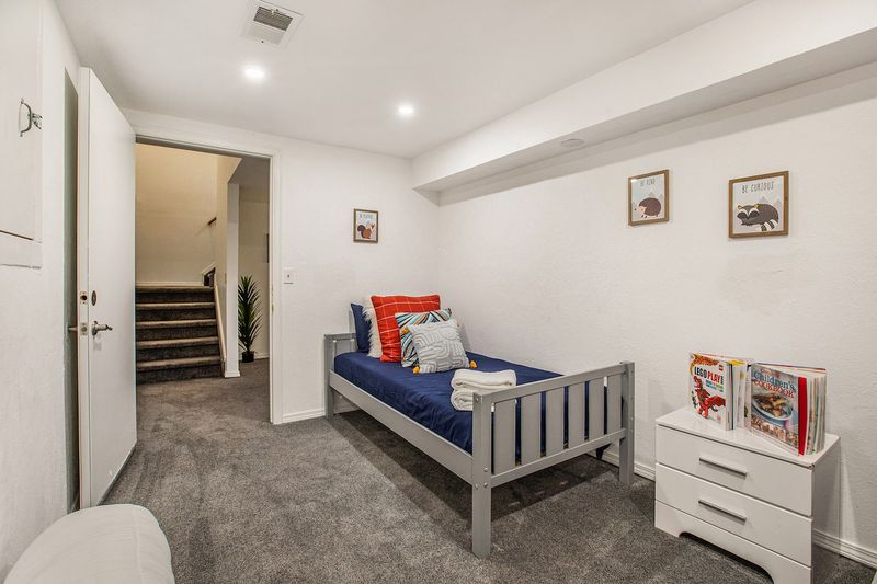 B356fe1f deb2 4d77 8863 eacf1d0d1ac0 homerunner