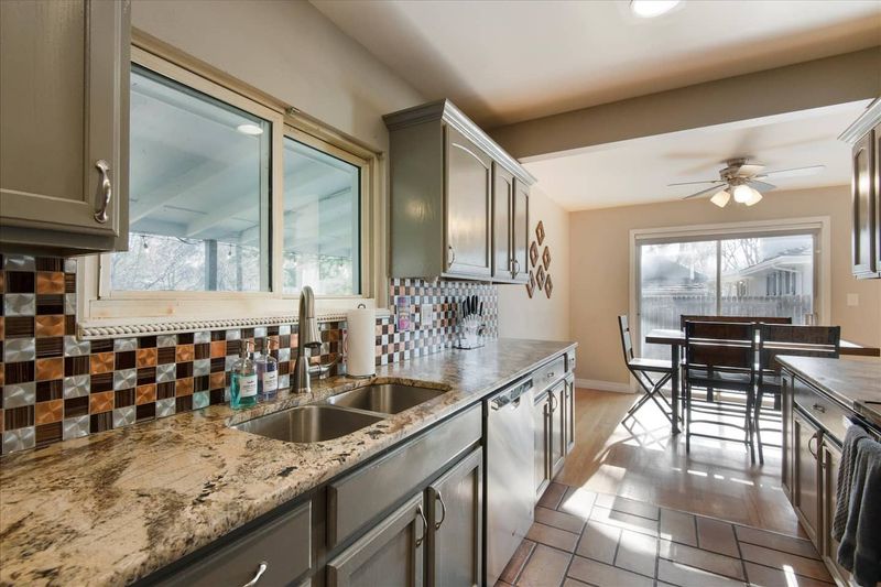 B438d2d5 9066 40f7 aacd 009308d3b94d homerunner