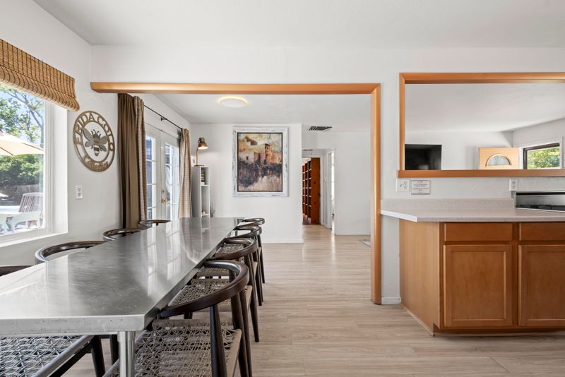 B6d43144 1f26 47da 919c deca937ec91f homerunner