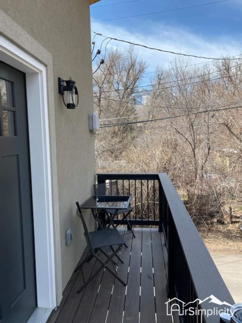 B8c7875c 8fd7 42b1 ac65 3c7b78552975 homerunner