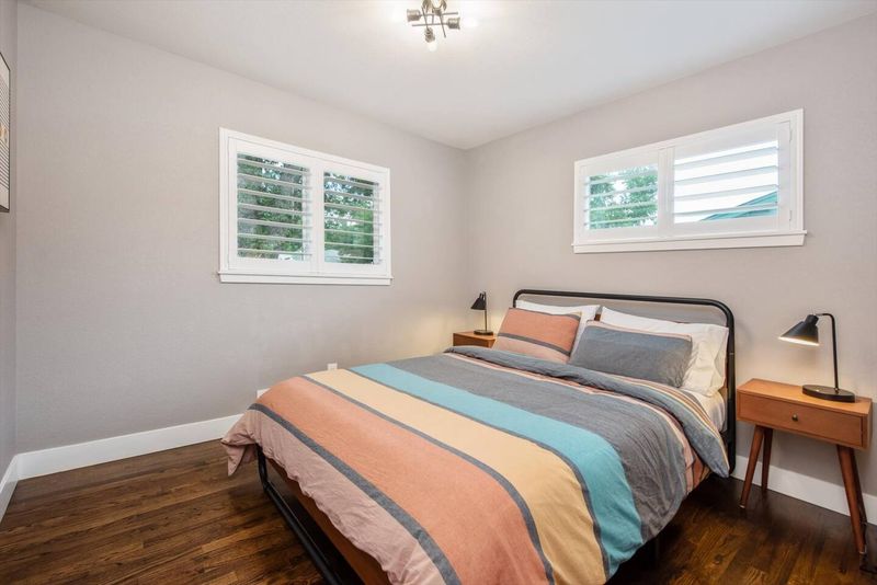 B8f71aae d9ee 4f80 b056 54109572165f homerunner