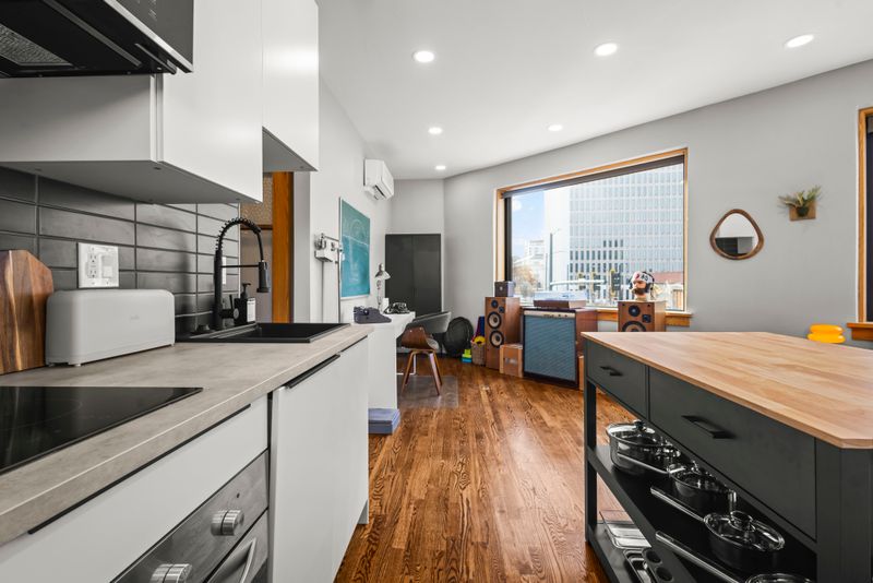 Bc29f046 f81e 4995 b56f 916101bfa2a4 homerunner