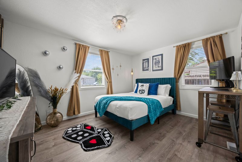 C2b8848d 9f3e 4a52 acd2 d08ac6300d22 homerunner