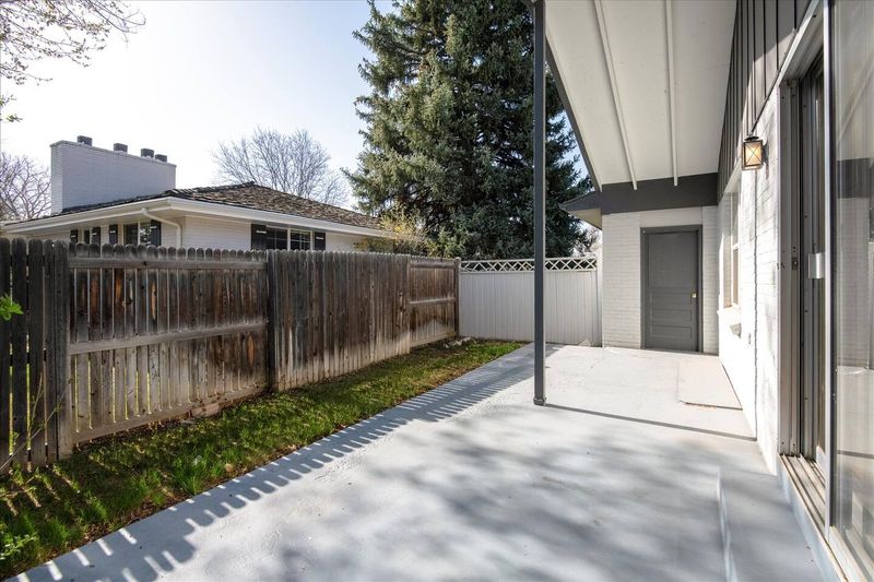 C32ec8e1 b4fc 4211 b39f a56247be09fe homerunner